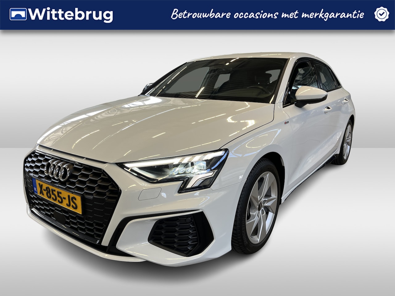 Audi A3 Sportback - 30 TFSI S-edition Automaat Full LED verlichting / Parkeersensoren / 17 " LM velgen / HAL - AutoWereld.nl