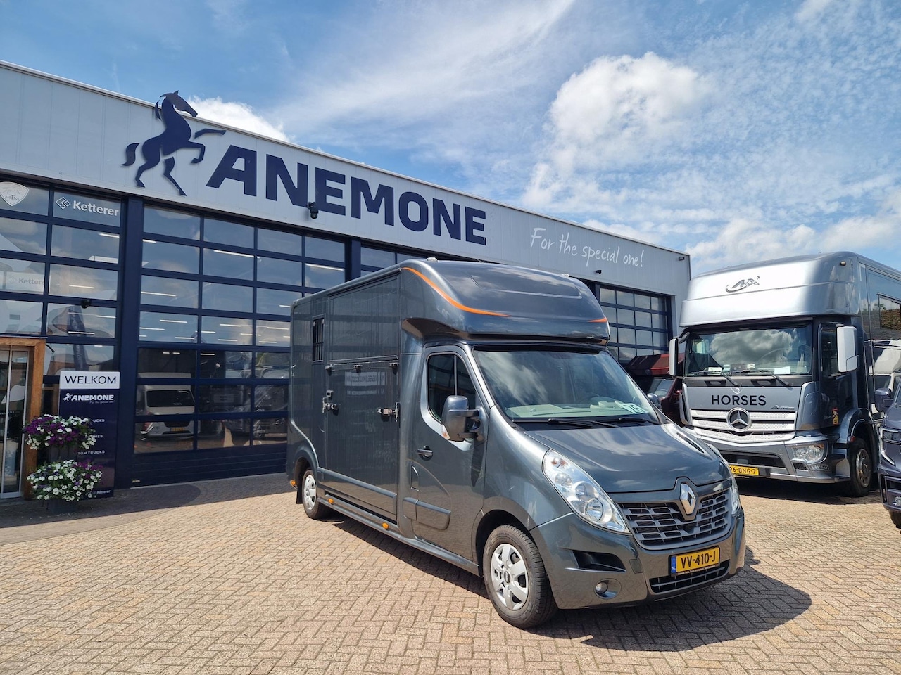 Renault Master - Roelofsen Parados S3 paardenwagen, pro-safety inrichting,id 26 - AutoWereld.nl
