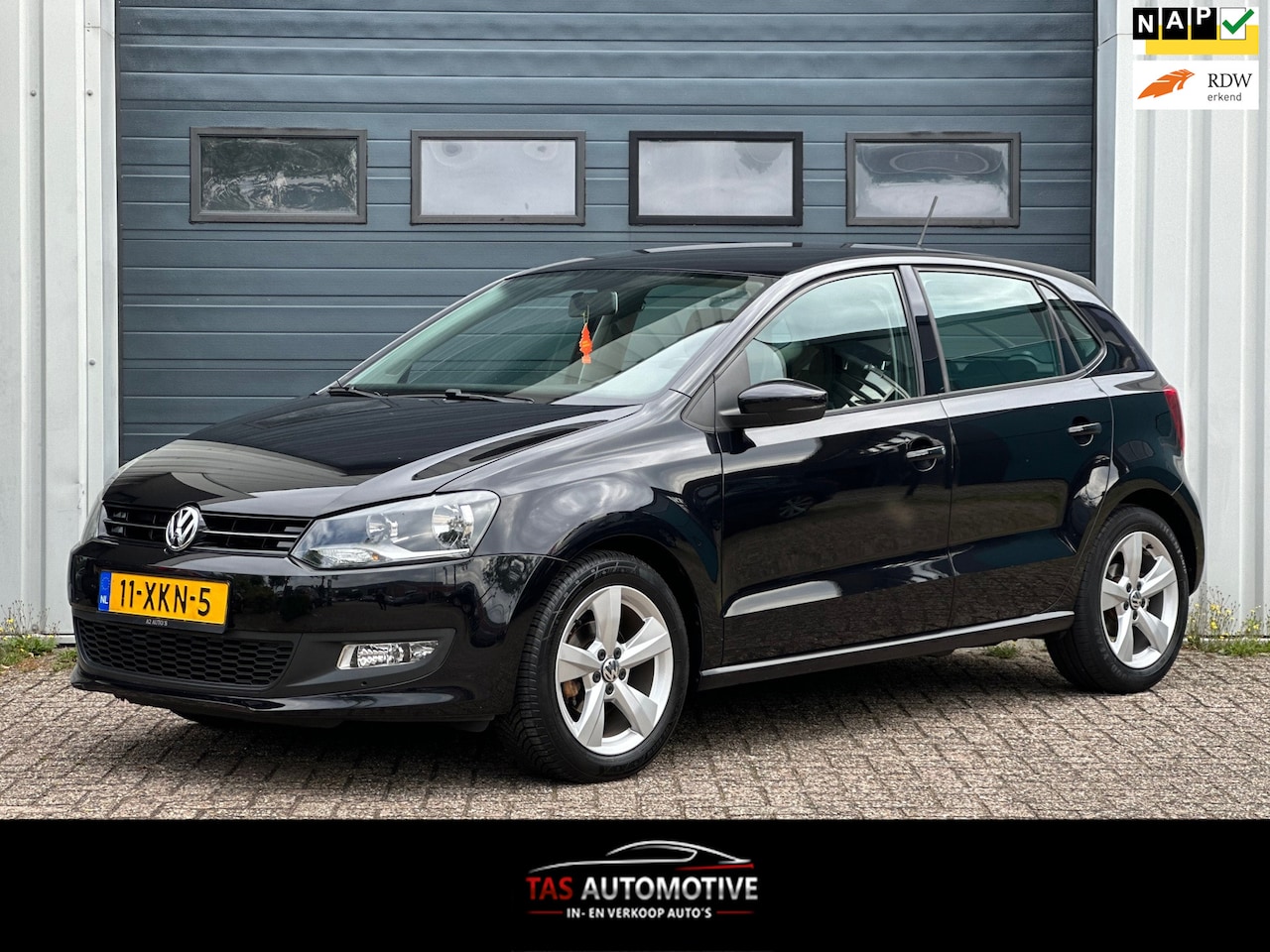 Volkswagen Polo - 1.2 TSI Comfortline AUTOMAAT / AIRCO / NAVI - AutoWereld.nl