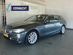 BMW 5-serie Touring - 520i Luxury Ed Panodak, Leder, Navi
