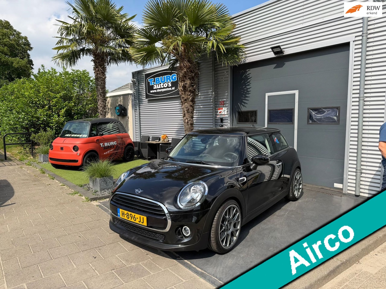 MINI 3-Deurs - 1.5 Cooper AIRCO Lage Kilomterstand 37 DKM Showroomstaat - AutoWereld.nl