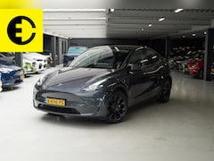 Tesla Model Y - Long Range AWD 75 kWh | SoH 92, 2% | Warmtepomp | FSD T.W.V, 7.500 | Incl.BTW