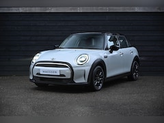 MINI 5-Deurs - 1.5 Cooper Business Edition NL Auto | Chester Leder | Automaat | CarPlay | LED | BTW