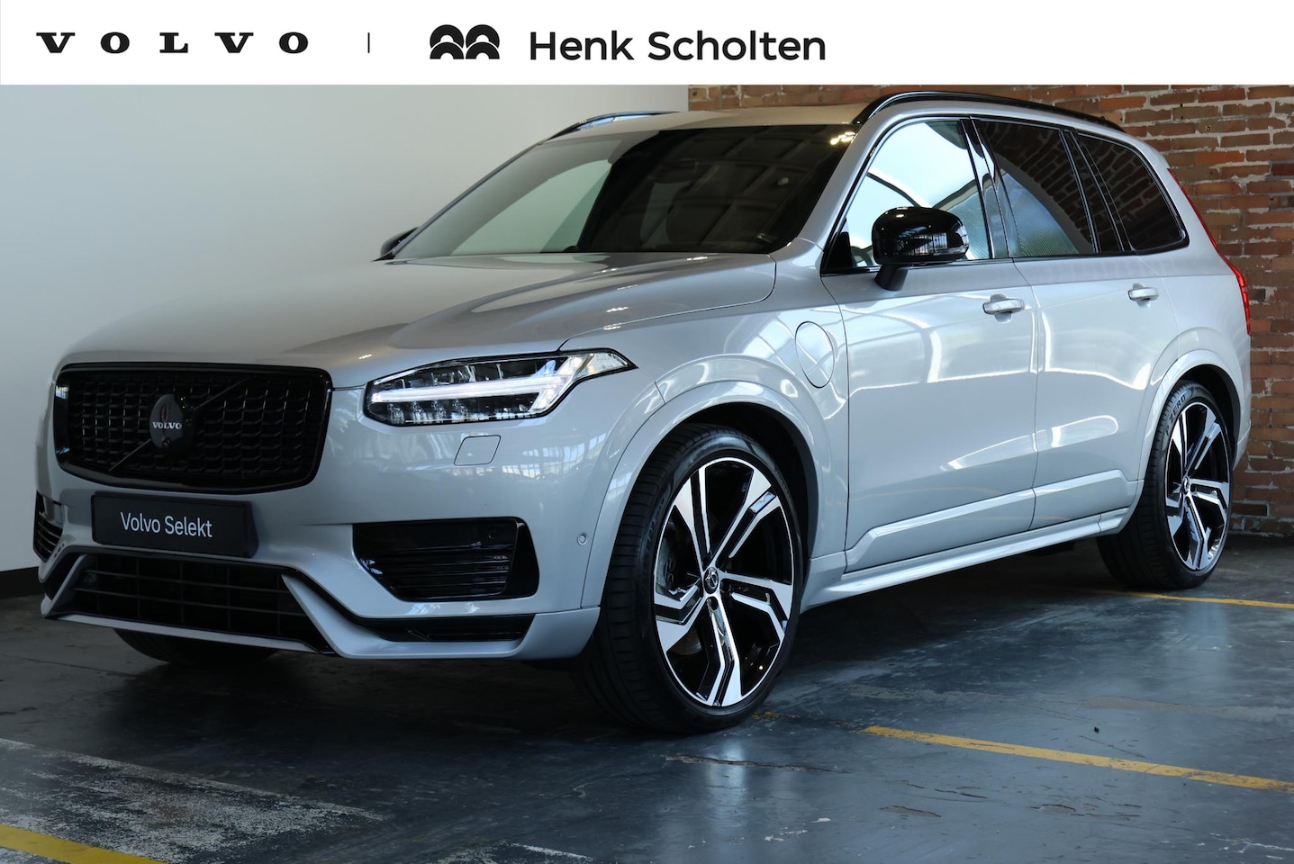 Volvo XC90 - T8 Recharge AWD Ultimate Dark | Luchtvering | Bowers & Wilkins Premium Audio | Google Info - AutoWereld.nl