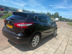Nissan Qashqai - 1.2 Business Edition/Panorama/Achteruitcamera 360