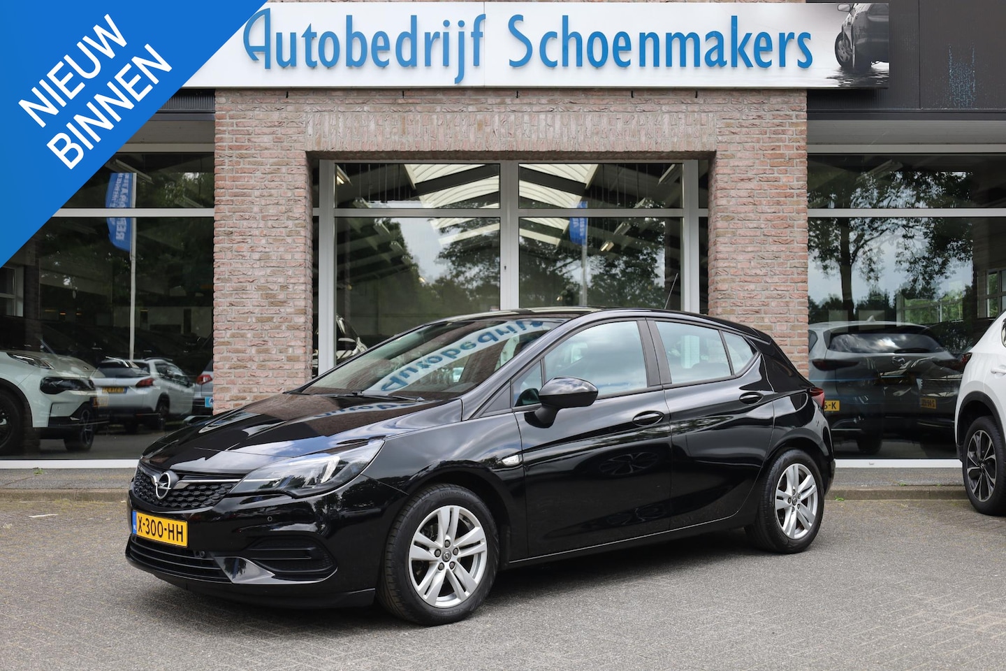 Opel Astra - 1.2 Business Edition CARPLAY DAB CRUISE AIRCO NAVI BT-TELEFOONVERB. 2XPDC LMV - AutoWereld.nl