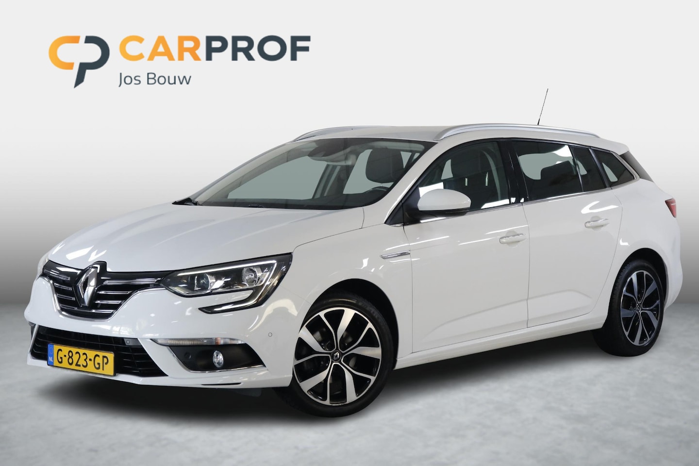 Renault Mégane Estate - 1.3 TCe Bose Clima | Camera | Cruise | Half Leer | Carplay. - AutoWereld.nl