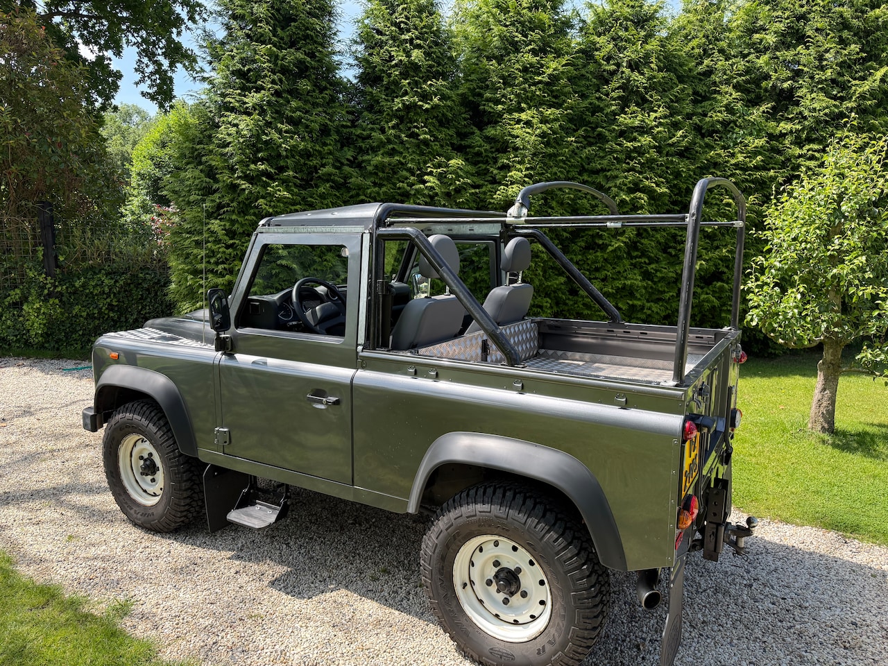 Land Rover Defender - 2.2 D Soft Top 90" E Uniek