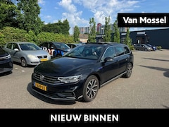 Volkswagen Passat Variant - 1.4 TSI PHEV GTE Business | 218 PK | SoH ... | Ergo Stoelen (Massage) | Panorama Schuif/Ka