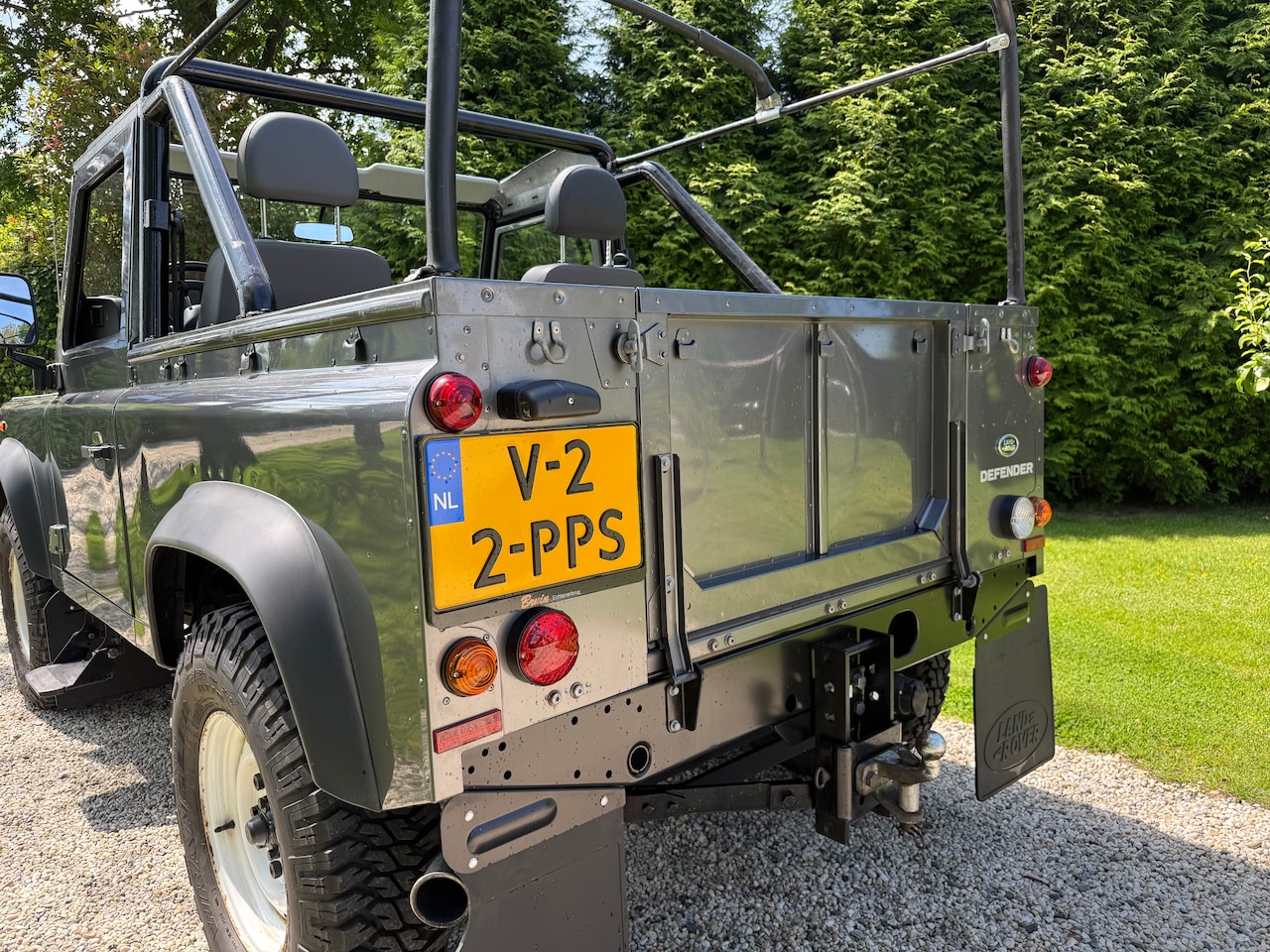 Land Rover Defender - 2.2 D Soft Top 90" E Uniek