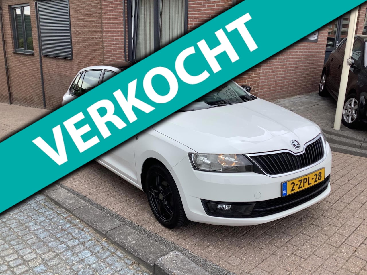 Skoda Rapid Spaceback - 1.2 TSI Greentech Style Edition panaramadak - AutoWereld.nl