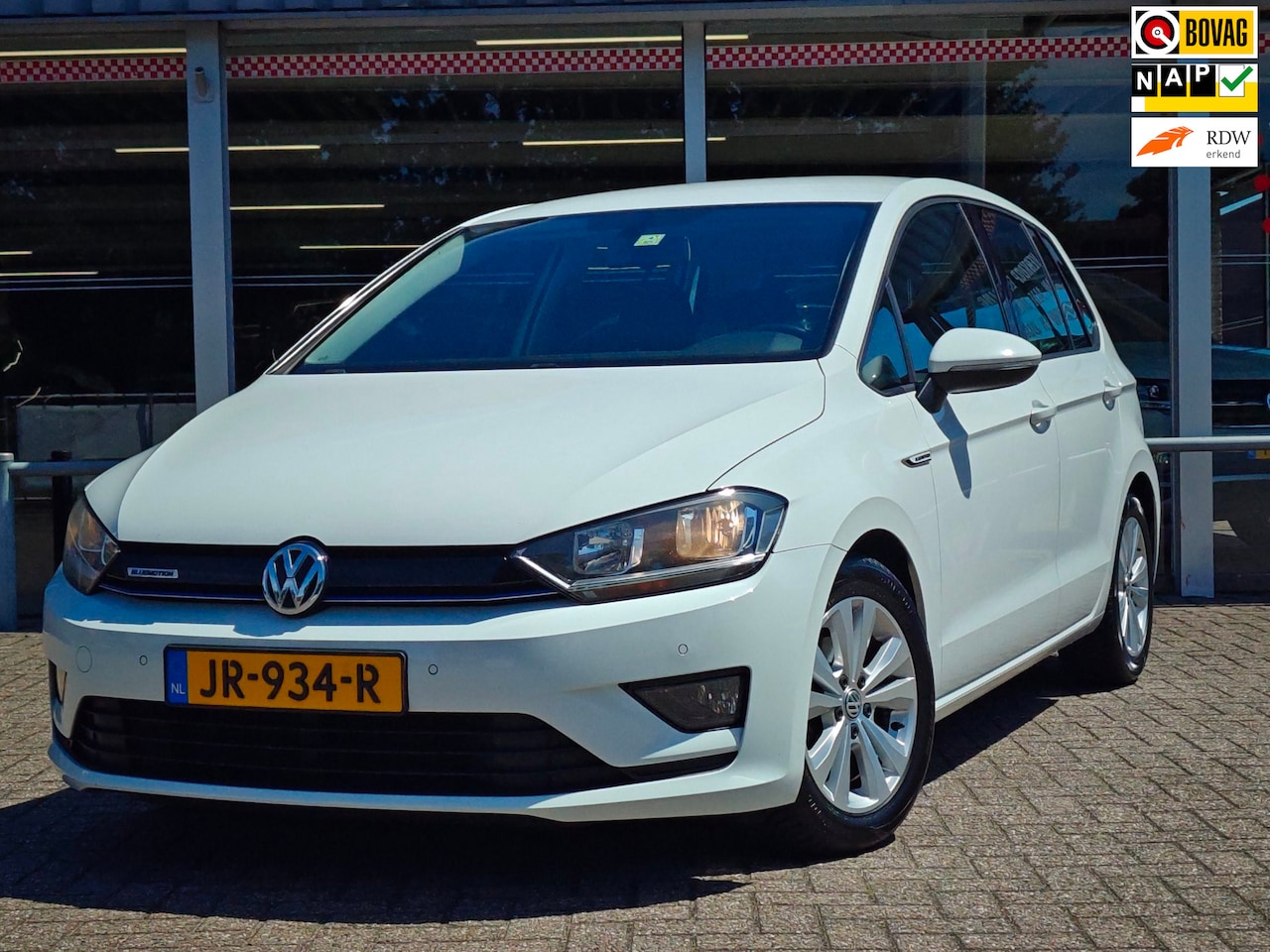 Volkswagen Golf Sportsvan - 1.0 TSI Comfortline | Climate Control | Trekhaak | Automaat | - AutoWereld.nl