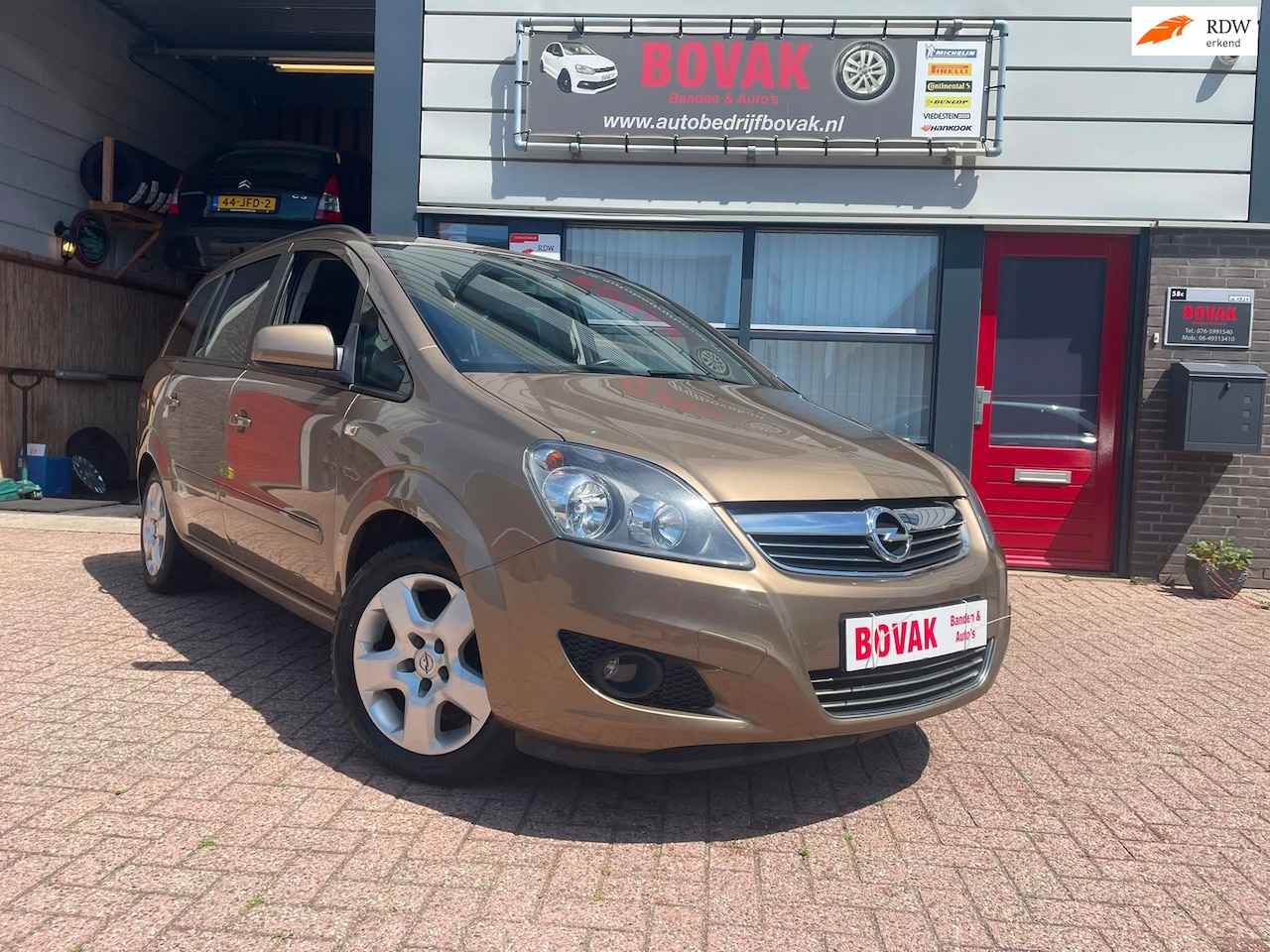 Opel Zafira Tourer - 1.8 Design Edition 7p. - AutoWereld.nl