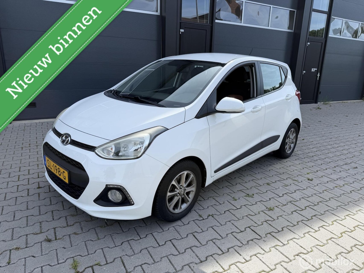 Hyundai i10 - 1.0i i-Motion Comfort Plus 1.0i i-Motion Comfort Plus - AutoWereld.nl