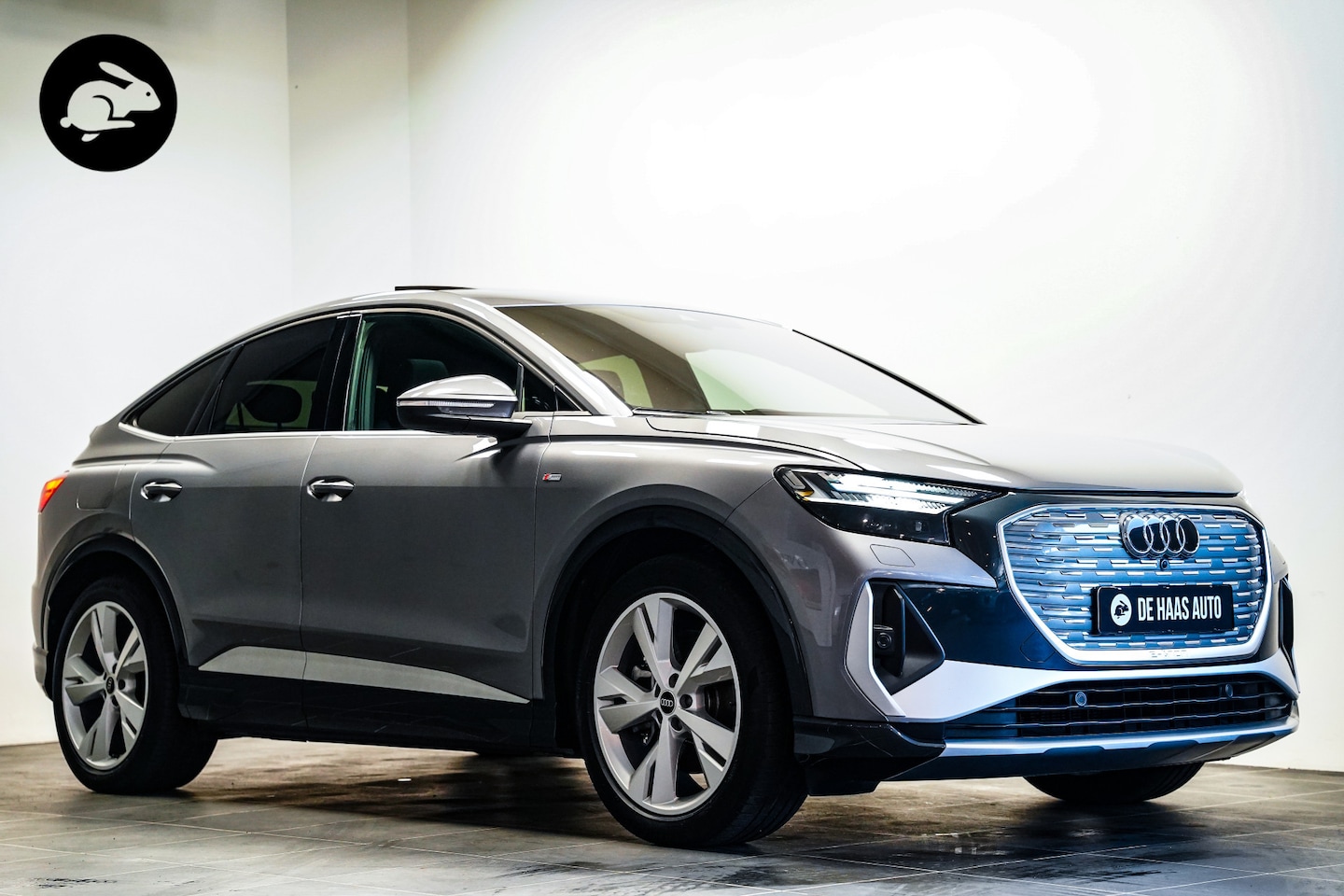 Audi Q4 Sportback e-tron - 45 quattro S-Line 82 kWh|98,3%SOH|Full opt|Pano dak|Trekhaak|Acc|Head up - AutoWereld.nl