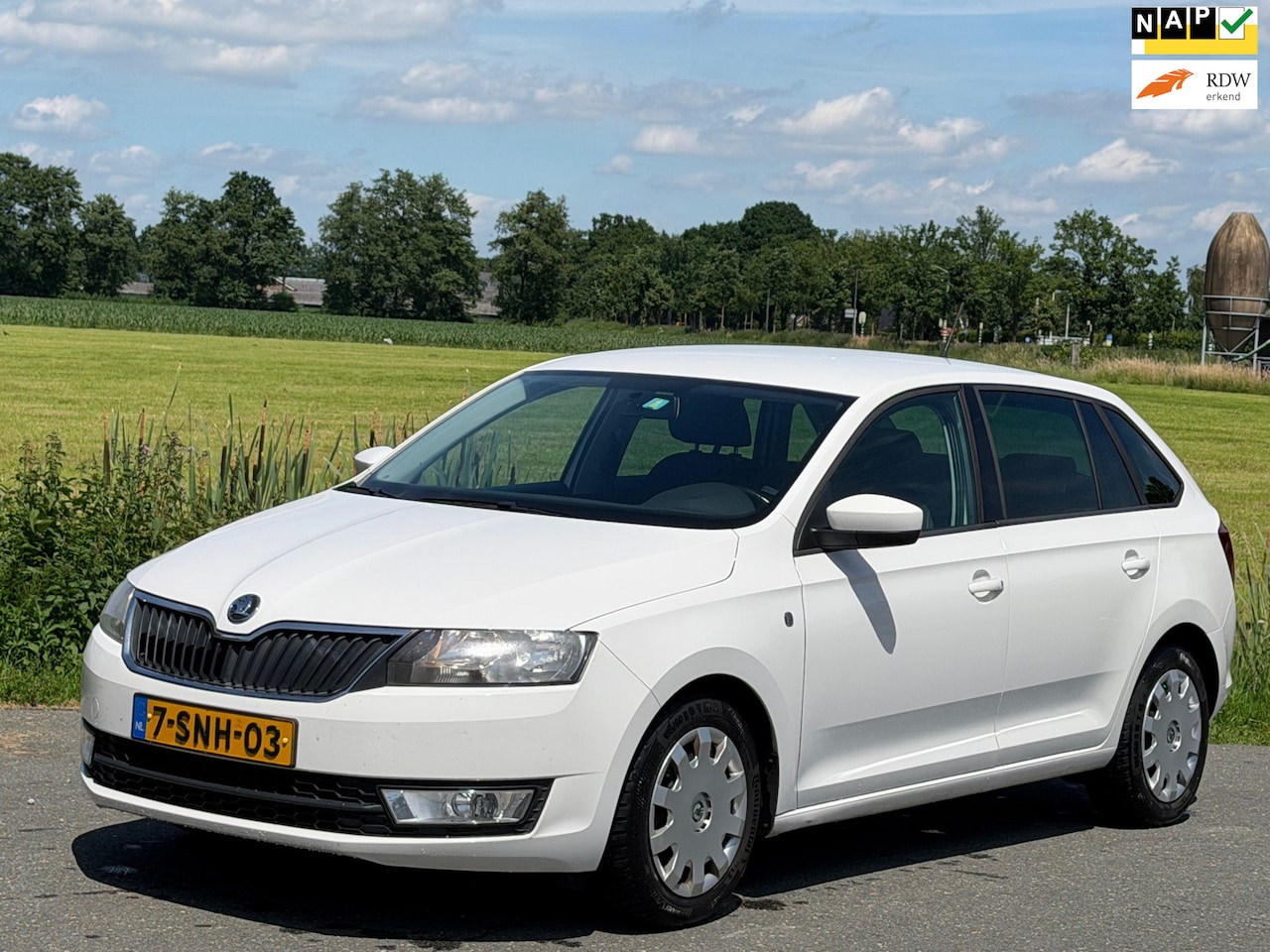 Skoda Rapid Spaceback - 1.2 TSI Greentech Elegance Businessline Pro 1.2 TSI Greentech Elegance Businessline Pro | Nap | Netjes | Clima - AutoWereld.nl