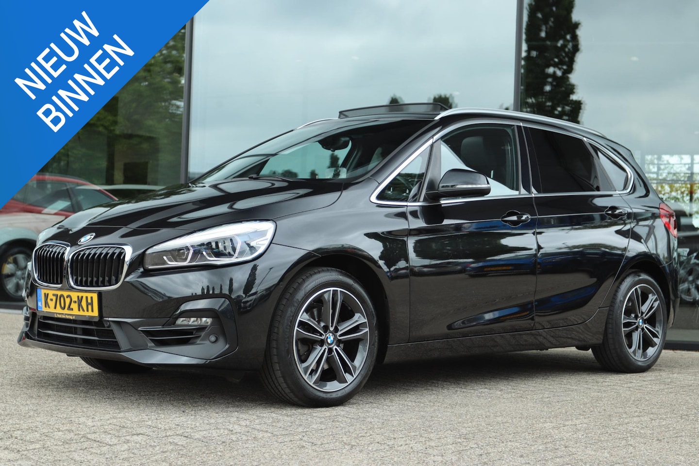 BMW 2-serie Active Tourer - 218i HIGH EXECUTIVE ED. AUT. | PANO | HUD | CAMERA | LED | LEDER | NAVI - AutoWereld.nl