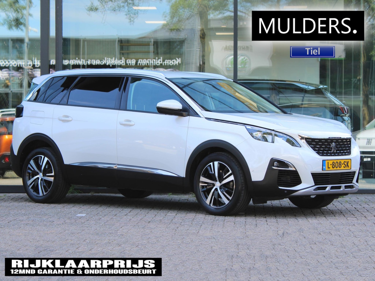 Peugeot 5008 - 1.2 PureTech Allure | Navi / Camera / Stoelverwarming - AutoWereld.nl