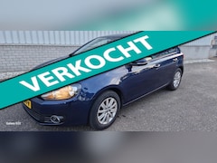 Volkswagen Golf - 1.6 TDI Trendline