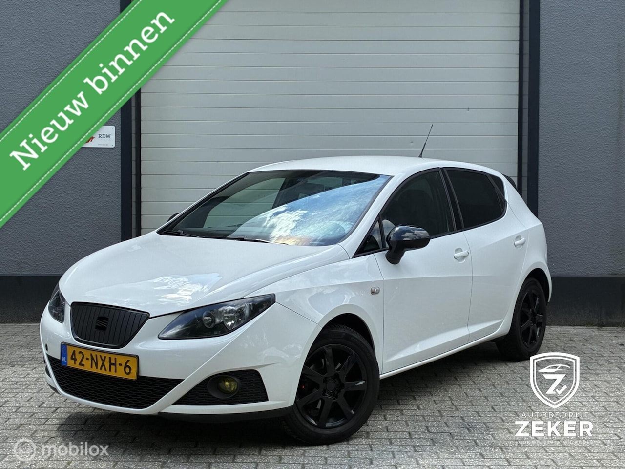 SEAT Ibiza - 1.2 TDI Style Ecomotive / airco / navi / parkeers - AutoWereld.nl