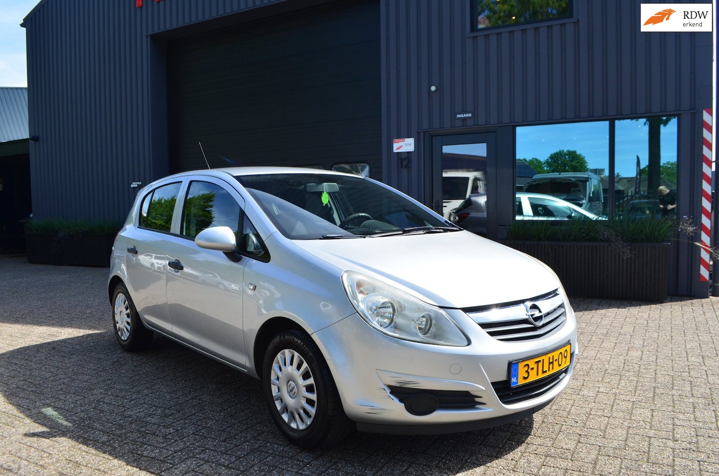Opel Corsa - 1.2-16V '111' Edition | Onderhouden | Airco - AutoWereld.nl