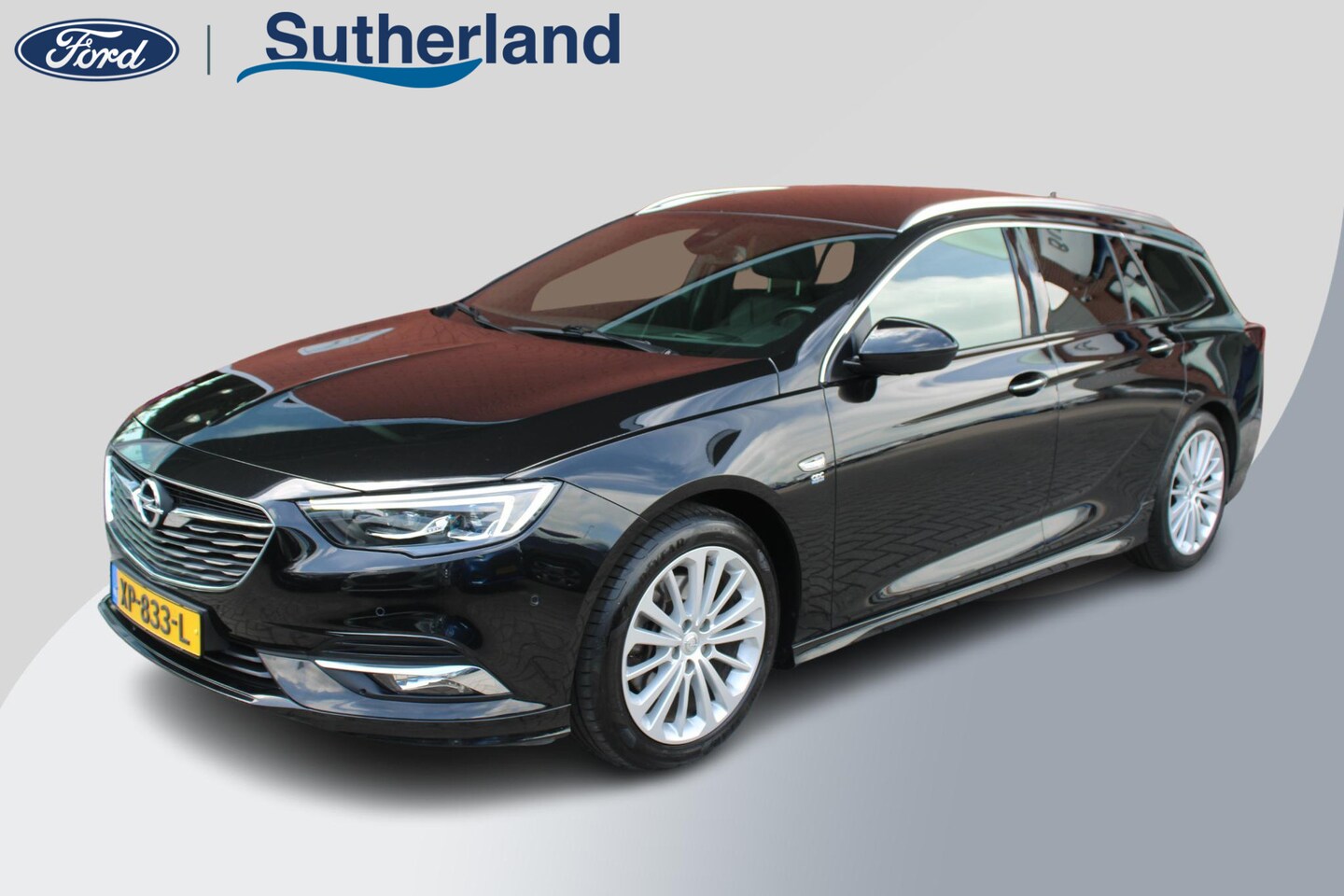 Opel Insignia Sports Tourer - 1.6 Turbo 200 PK Innovation Automaat | Trekhaak | Leren bekleding | 18 INCH Lichtmetalen V - AutoWereld.nl