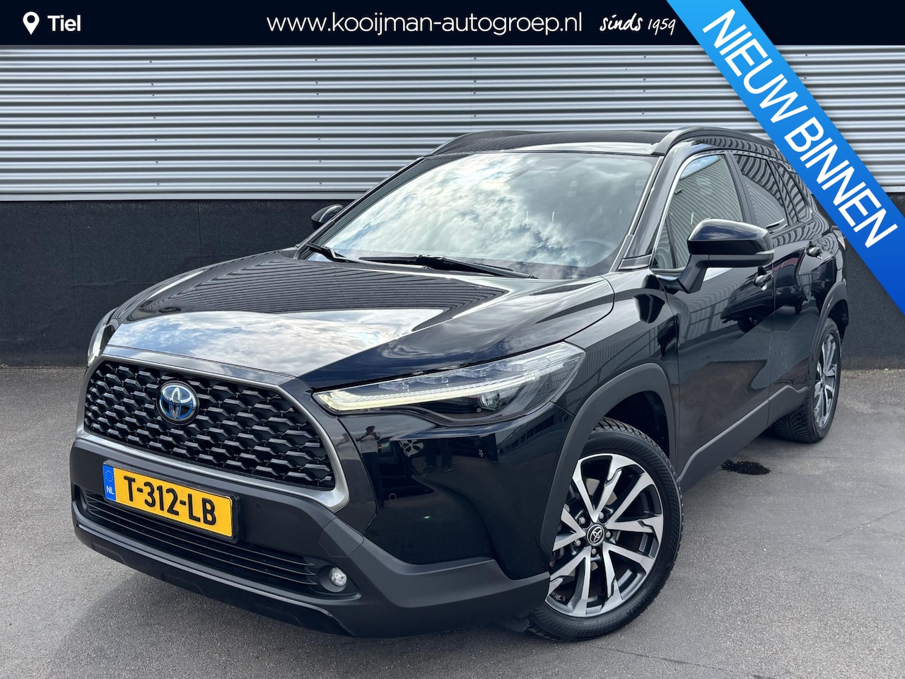 Toyota Corolla Cross - 2.0 High Power Hybrid First Edition Nieuw geleverd, 1e eign. Stoelverwarming, Dodehoekdete - AutoWereld.nl