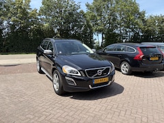Volvo XC60 - 2.0T R-Design NAVI CLIMA STOELVERWARMING