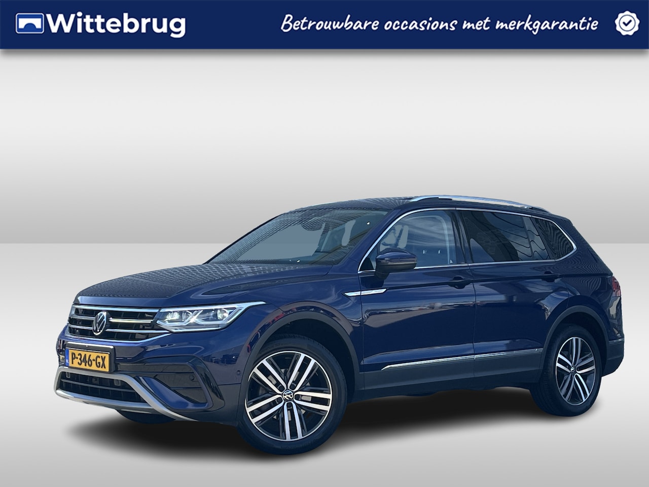 Volkswagen Tiguan Allspace - 1.5 TSI Elegance / Panoramadak / Digitaal dashboard / Head-up display / Harman Kardon / Ca - AutoWereld.nl
