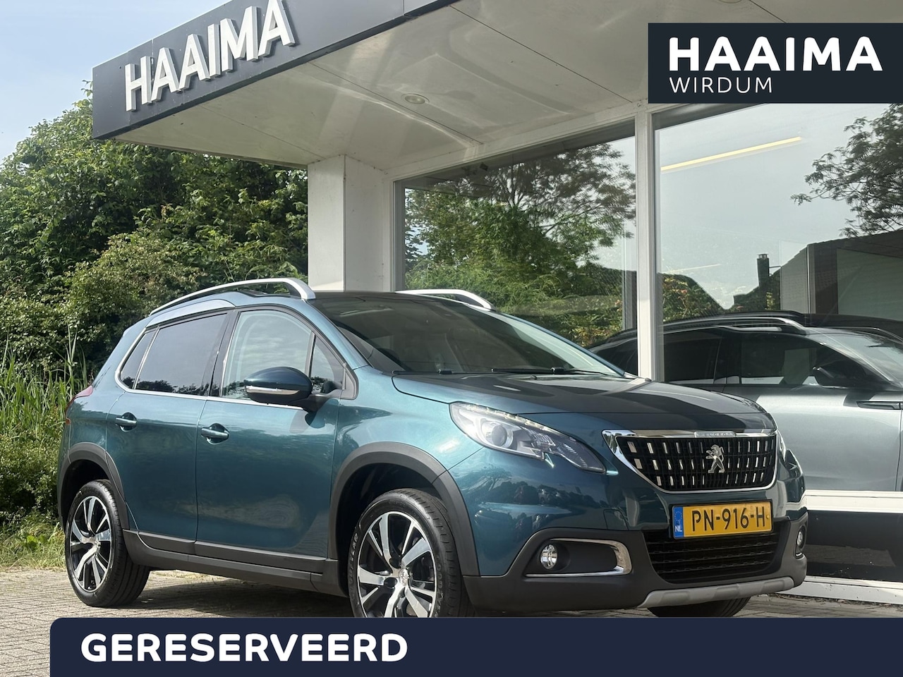 Peugeot 2008 - 1.2T 110pk Blue Lease Executive | Dealeronderhouden | Trekhaak | Panoramadak | Navigatie | - AutoWereld.nl