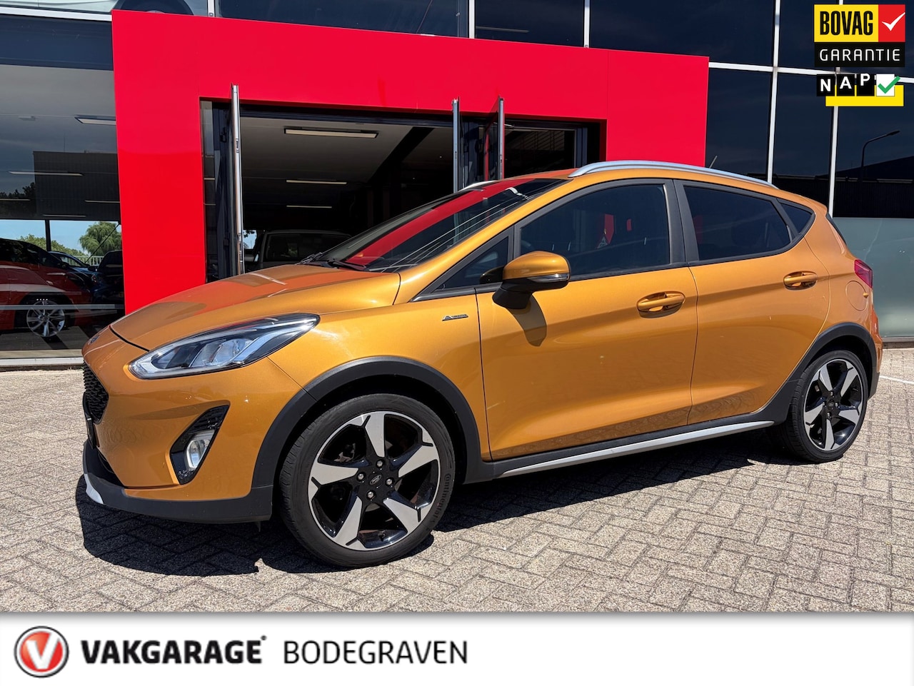 Ford Fiesta - 1.0 EcoBoost Active / camera / navigatie - AutoWereld.nl