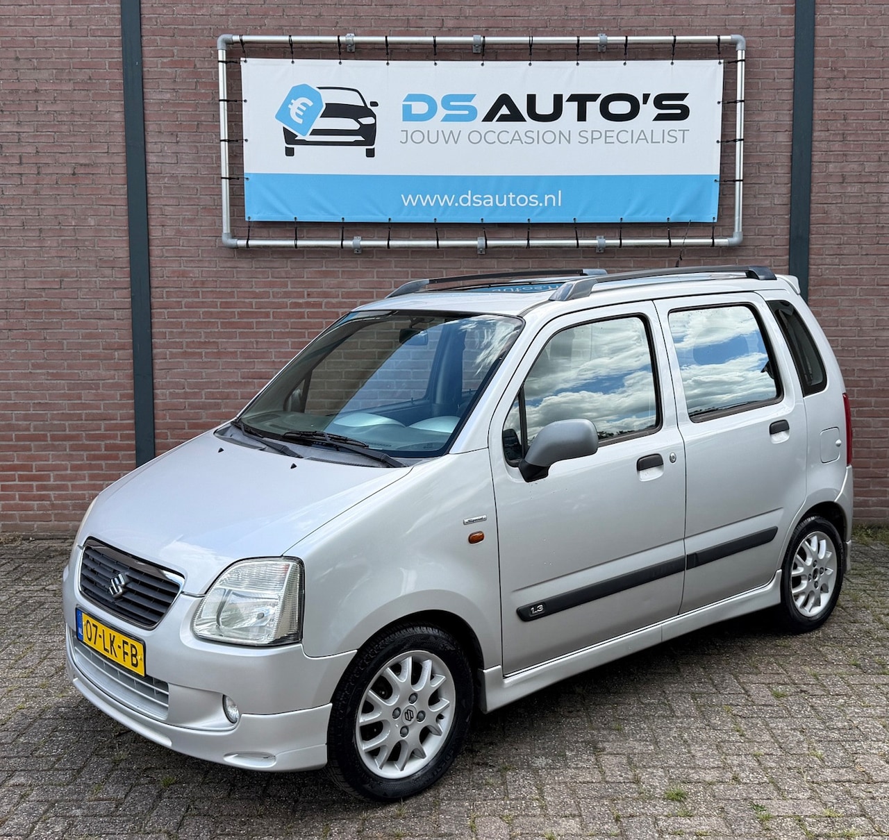Suzuki Wagon R+ - 1.3 Special 1.3 Special - AutoWereld.nl