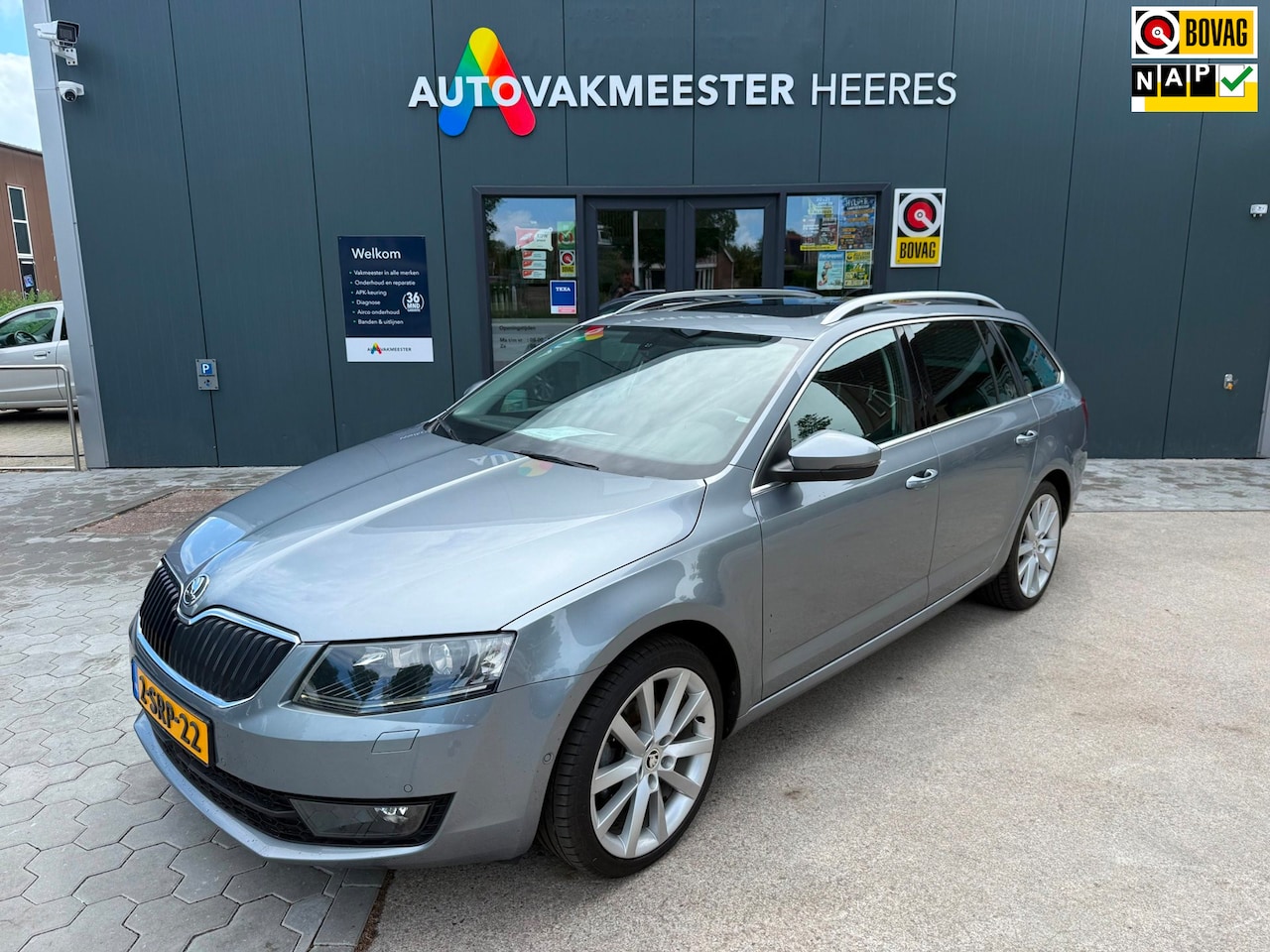 Skoda Octavia Combi - 1.4 TSI Greentech Elegance Businessline 1.4 TSI Greentech Elegance Businessline - AutoWereld.nl