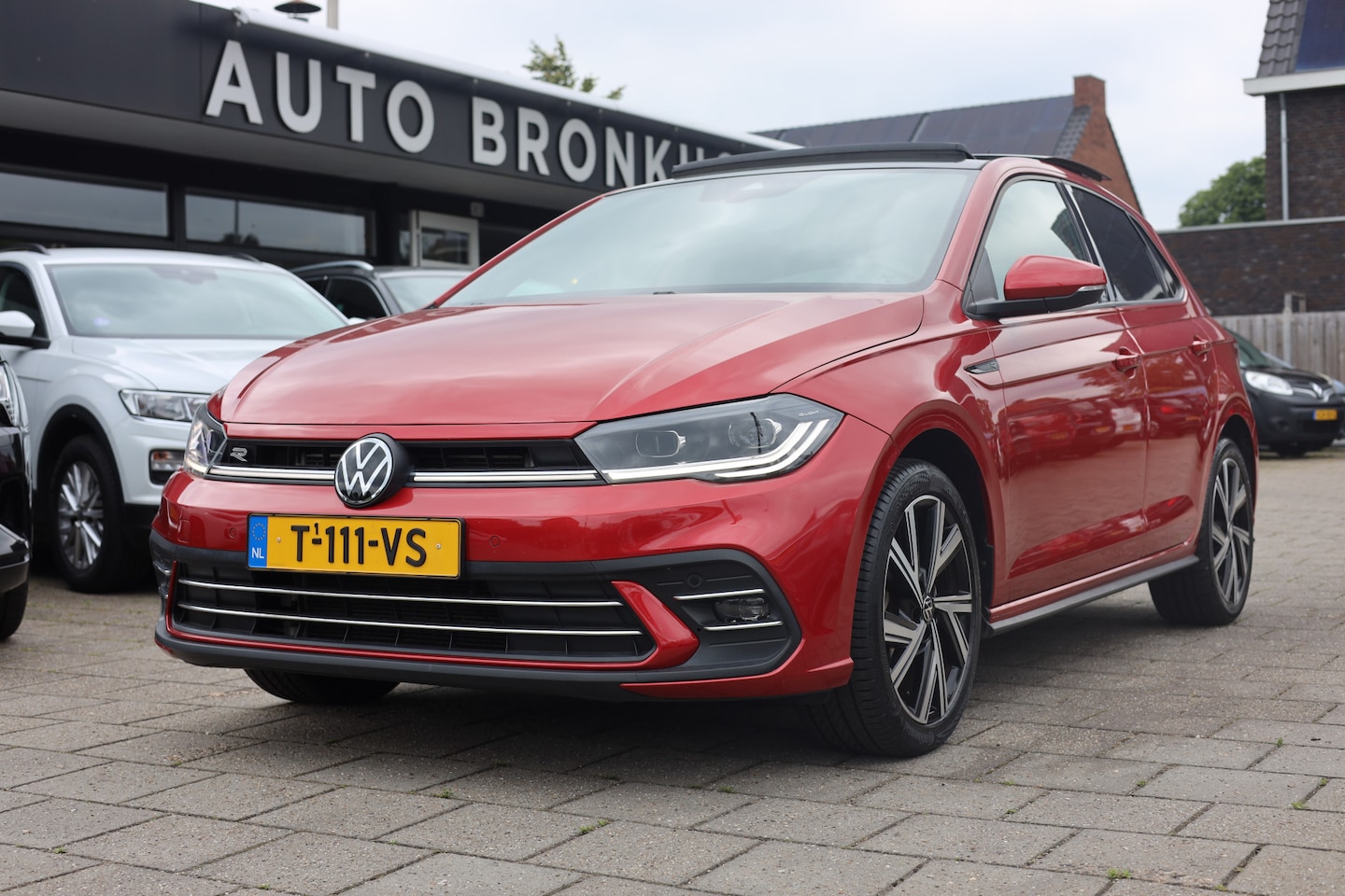 Volkswagen Polo - 1.0 TSI R-LINE | AUTOMAAT | PANO | CARPLAY | CAMERA - AutoWereld.nl