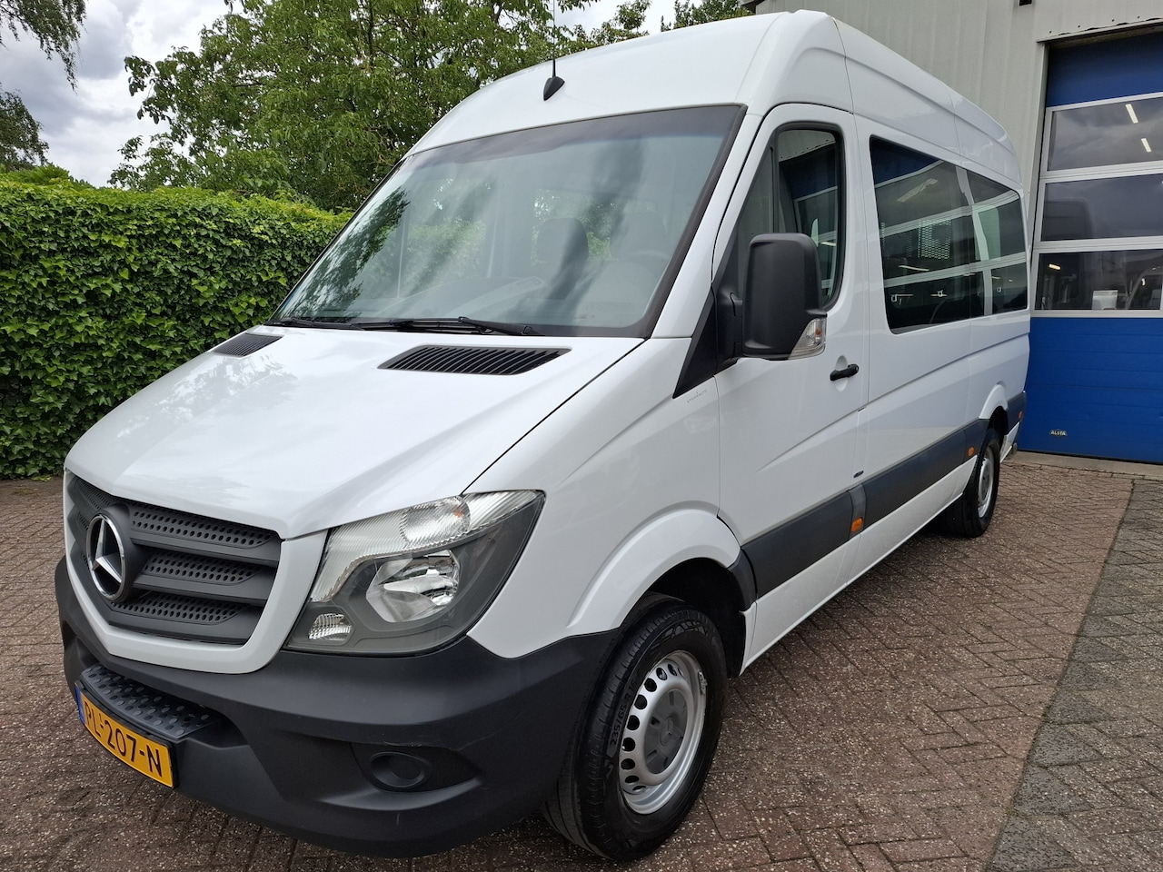 Mercedes-Benz Sprinter - 314 2.2 CDI 16950.- INCL BTW ROLSTOEL LIFT 9-PERSOONS 143PK - AutoWereld.nl