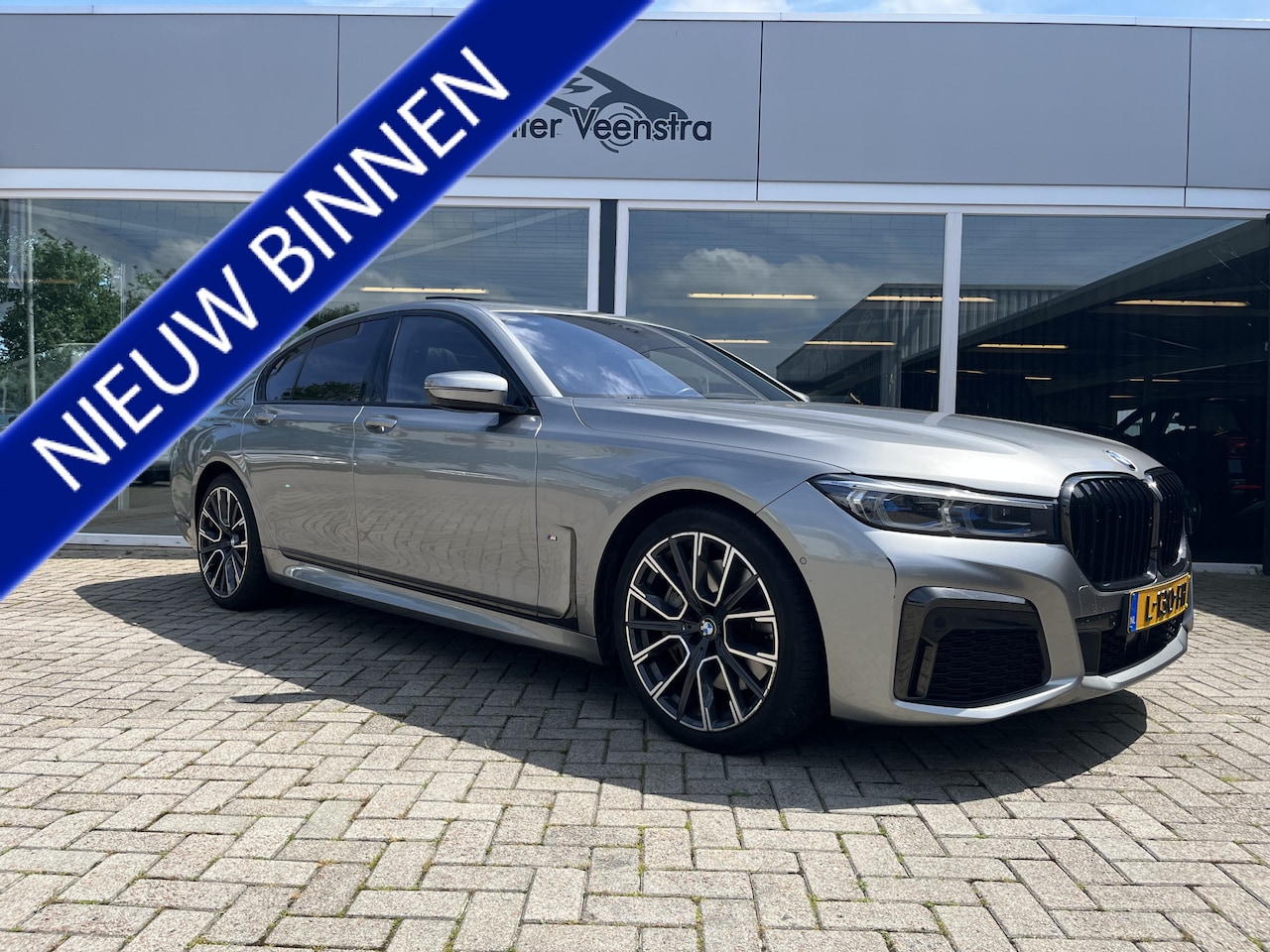 BMW 7-serie - 745e High Executive M-Sport/ Schuif-kantel dak / Hud / Led / Carplay / dealer onderhouden - AutoWereld.nl
