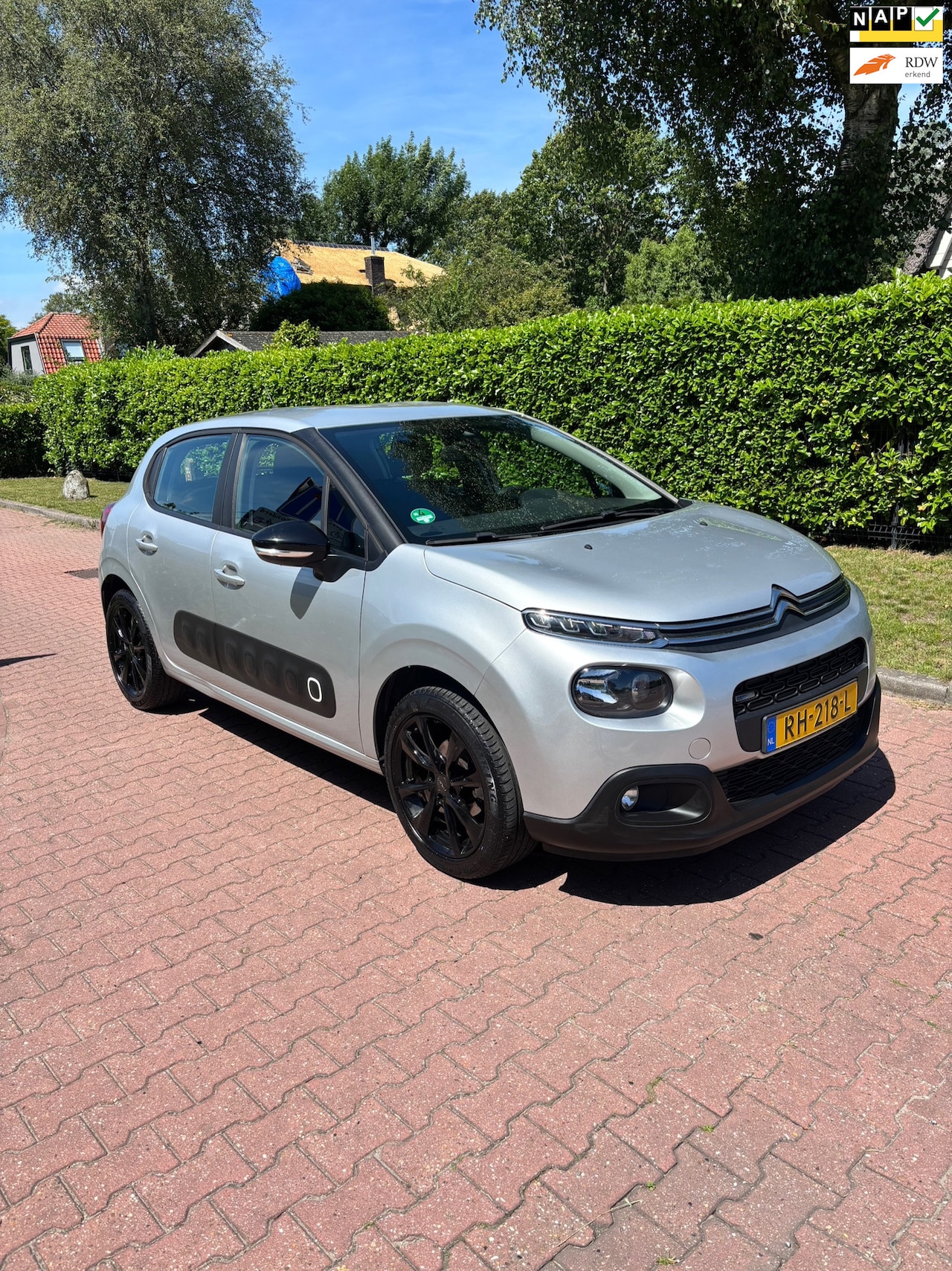 Citroën C3 - 1.2 PureTech NWE RIEM NWE APK NAP! - AutoWereld.nl