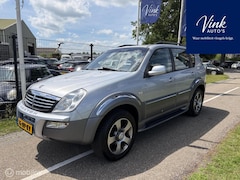SsangYong Rexton - RJ 230 | 4x4 | AUTOMAAT | 3500 Trekgewicht | Treeplanken | Automatische Airco
