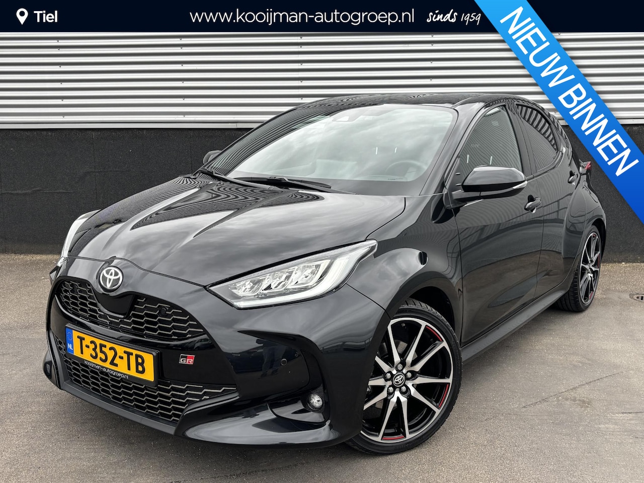 Toyota Yaris - 1.5 Hybrid GR Sport Nieuw geleverd, 1e eign. Dodehoekdetectie, Stoelverwarming, PDC, LED, - AutoWereld.nl