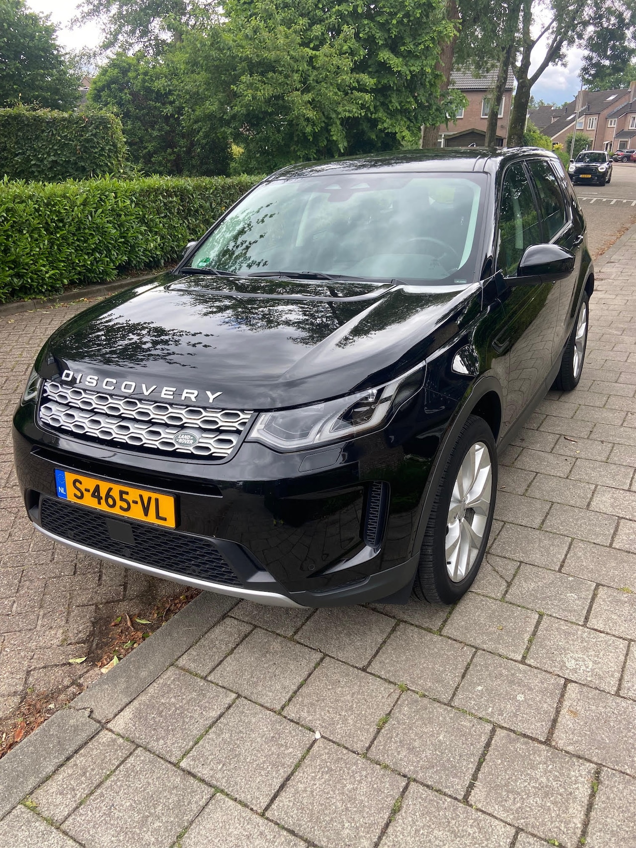 Land Rover Discovery Sport - P300e 2.0 R-Dynamic SE - AutoWereld.nl