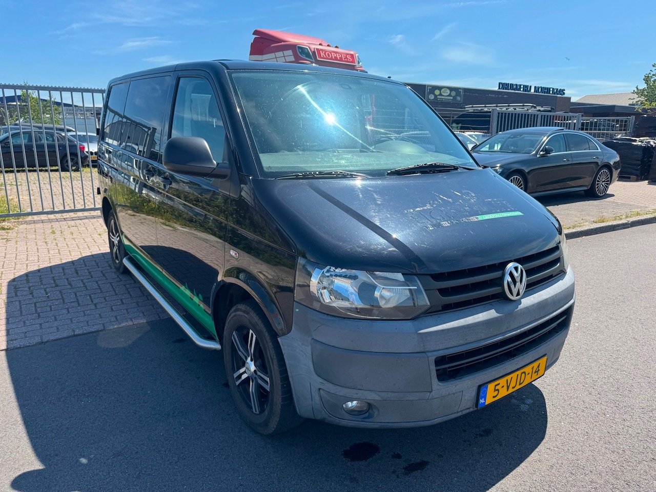 Volkswagen Transporter - 2.0 TDI L1H1 6 PERSON AIRCO - AutoWereld.nl