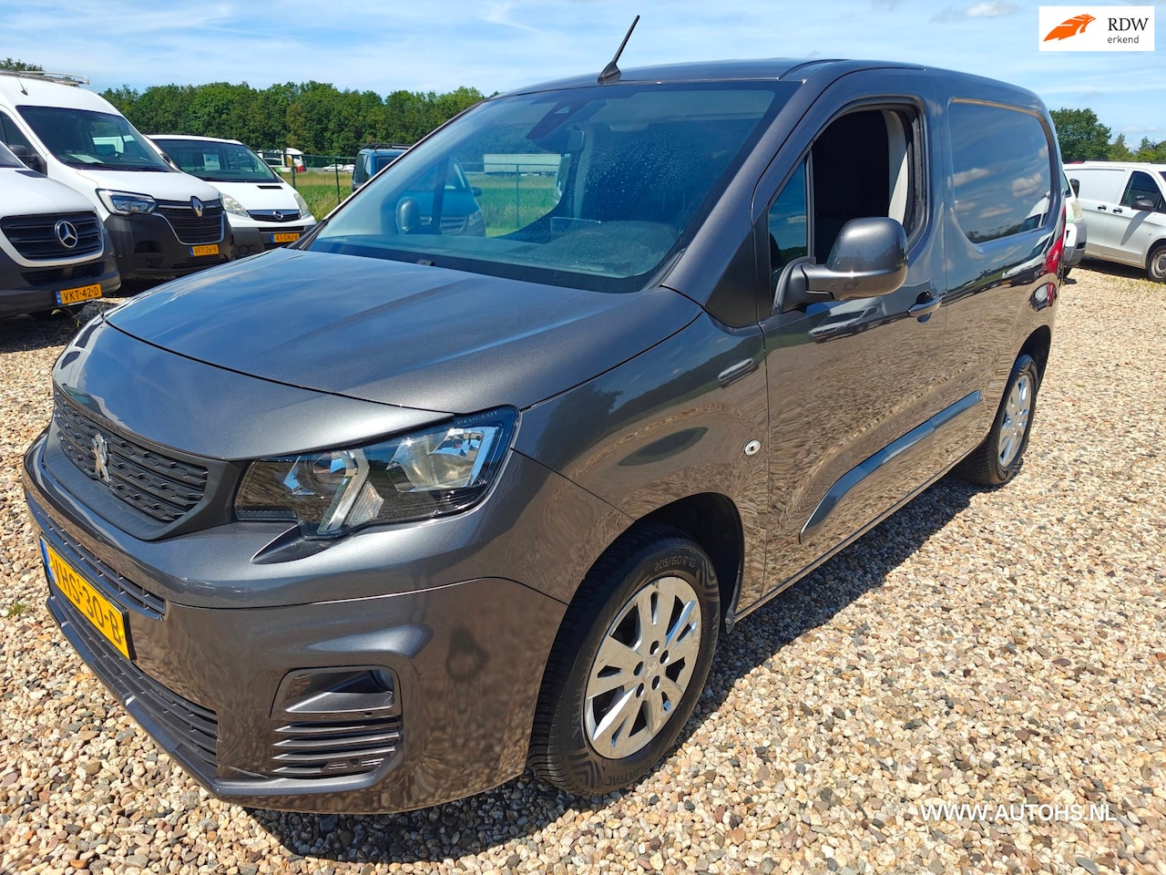 Peugeot Partner - 1.5 BlueHDI Premium 1.5 BlueHDI Premium , Leuke bus , euro 6 , Apk Juni 2027 , camera navi cruise. - AutoWereld.nl