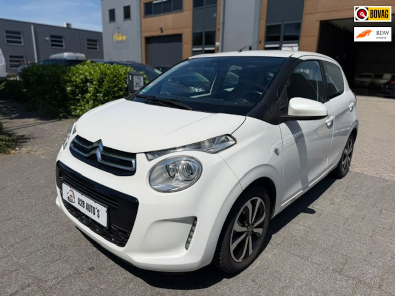 Citroën C1 - 1.0 VTi Shine|NAP|Airco|CarPlay|Achteruit Camera - AutoWereld.nl
