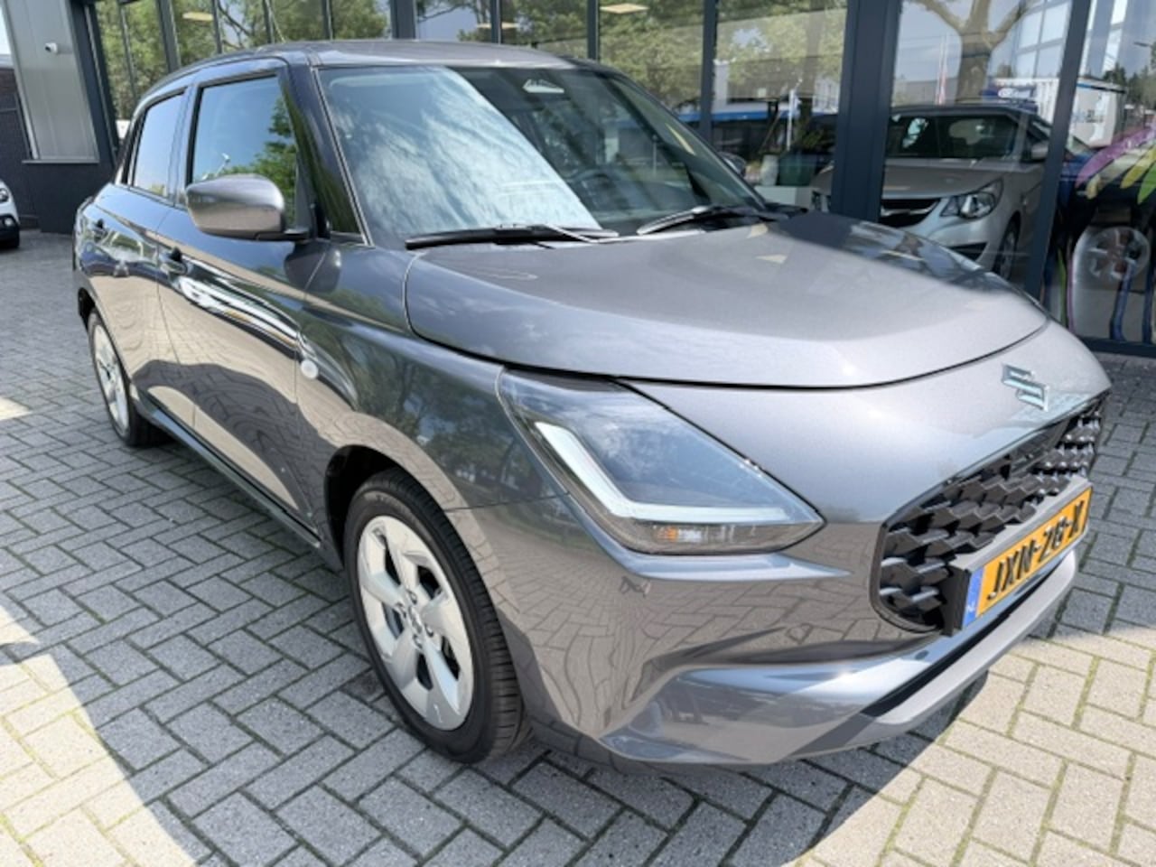 Suzuki Swift - 1.2 Select Smart Hybrid Airco | Achteruit rij camera | Stoel verw. | - AutoWereld.nl