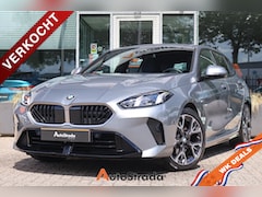 BMW 1-serie - (f70) 120 M-SPORT 150pk AUT I Carplay I Harman Kardon I Navi I DAB I Sfeerverlichting