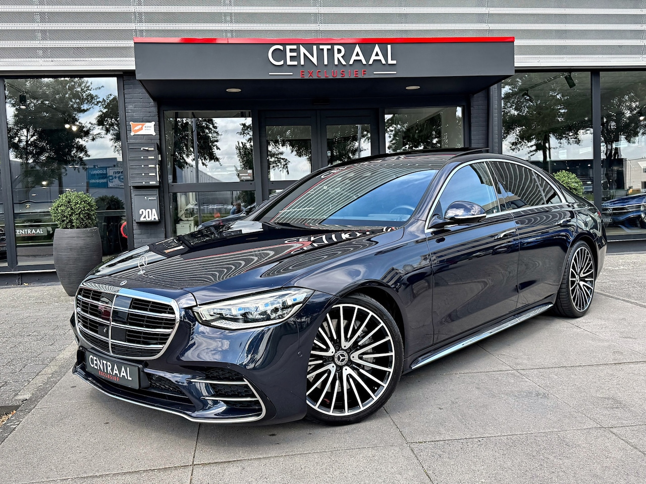 Mercedes-Benz S-klasse - 580 e AMG Line Pano|NL-Auto|Burmester|Softclose|Hud|Digital-light|3D-Display - AutoWereld.nl