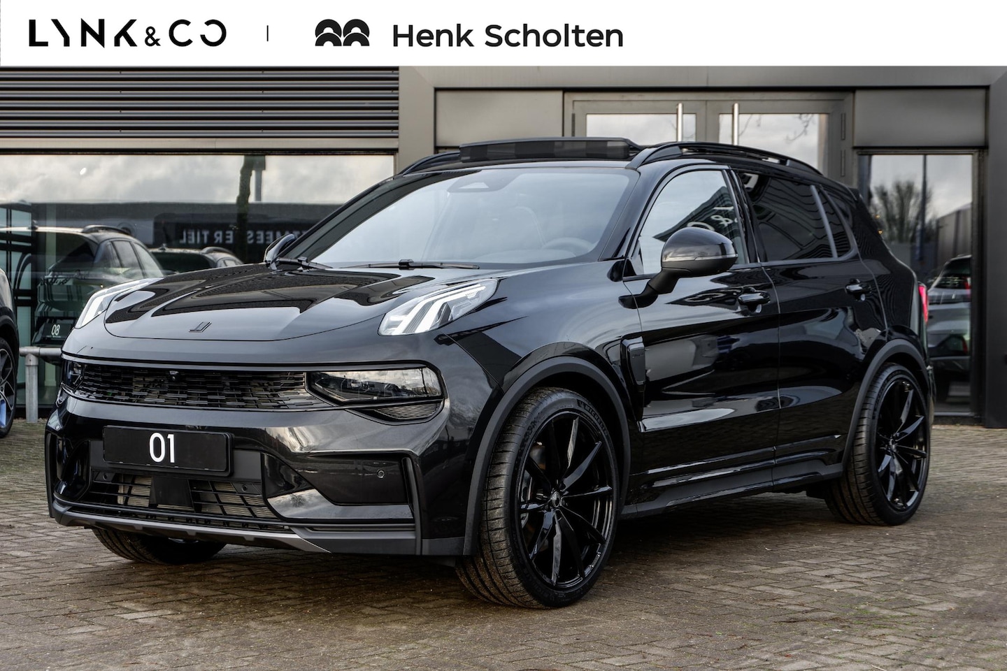 Lynk & Co 01 - 276PK More | HEICO 21" Wielen | HEICO Verlagingsveren | 360 Graden Camera | Harman Kardon - AutoWereld.nl