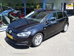 Volkswagen Golf - 1.0 TSI Business Edition Connected