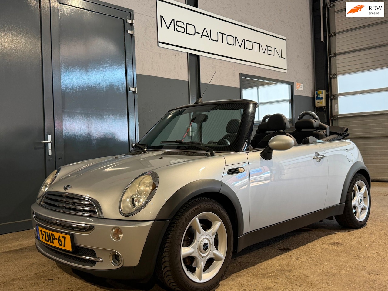 MINI Cabrio - 1.6 Cooper APK 3-2027 - AutoWereld.nl
