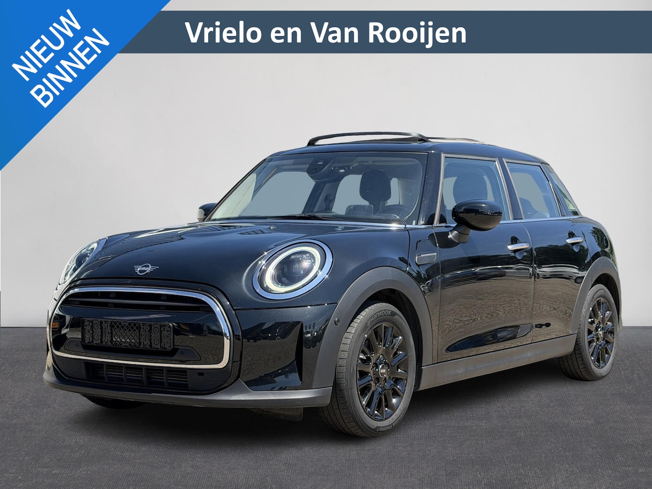 MINI 5-Deurs - 1.5 Cooper MINI Yours | Pano | Leer | Stoelverw. | HUD | Navi | LED | Camera ( Vestiging - - AutoWereld.nl